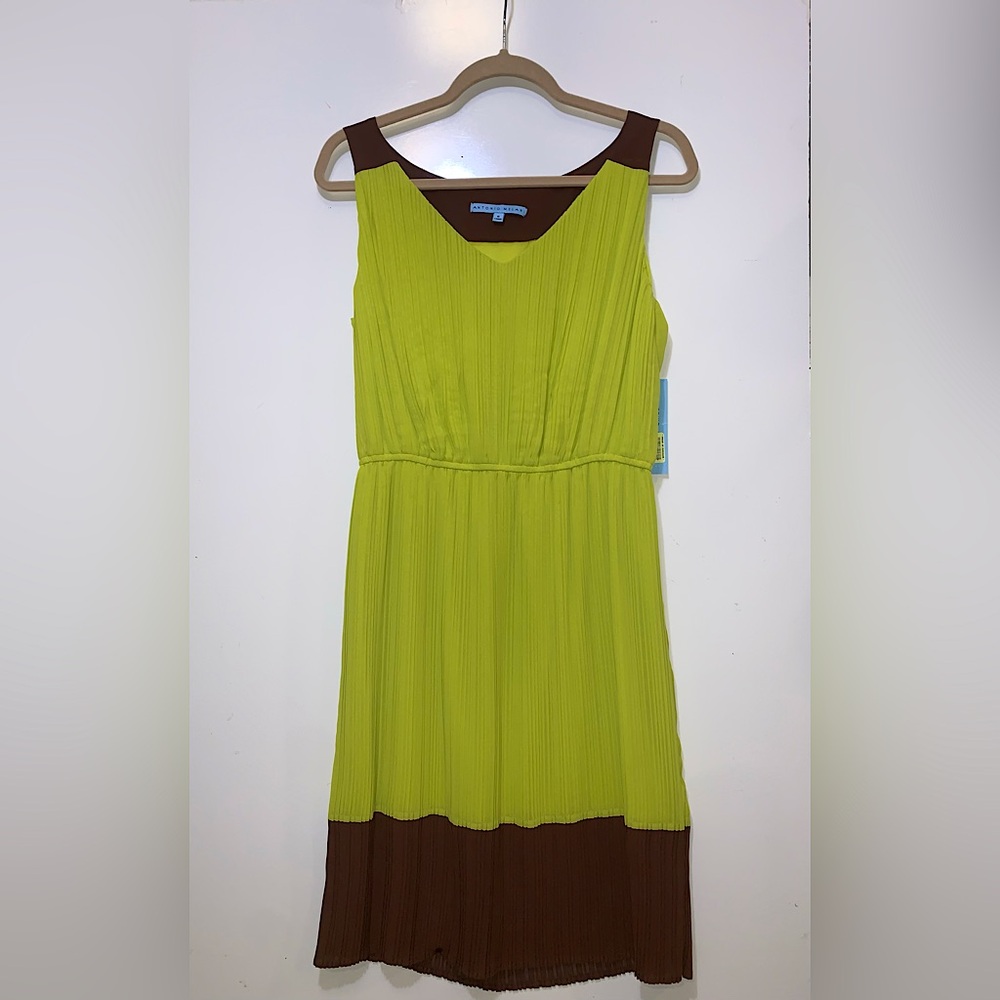 ANTONIO MELANI Green and Brown Scoop Neck Midi Dress